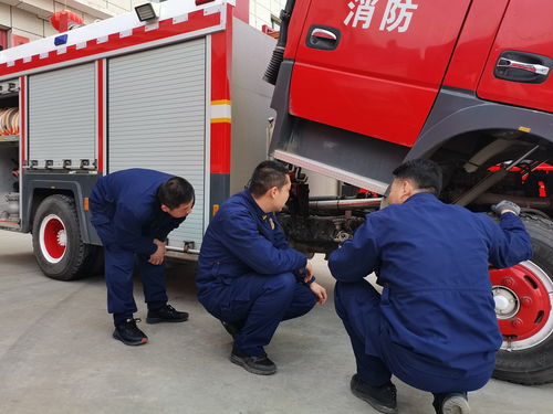 成紀消防救援站開展車輛器材保養,保人民群眾財產安全