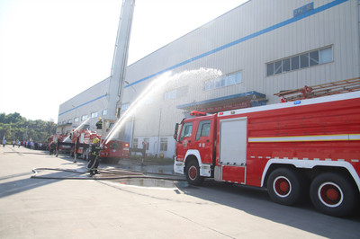 廣安消防深入企業開展消防實戰演練