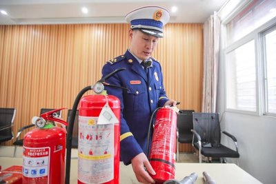 荊門消防開展消防產(chǎn)品真假辨別活動(dòng)