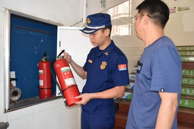 臨川區(qū)人民政府 工作動(dòng)態(tài) 臨川區(qū)消防救援大隊(duì)深入轄區(qū)高考考點(diǎn)開展考前消防安全檢查 全力護(hù)航高考學(xué)子