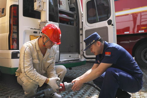 科技賦能生命線——國(guó)網(wǎng)重慶石柱供電公司助力消防救援跨區(qū)域應(yīng)急通信綜合演練